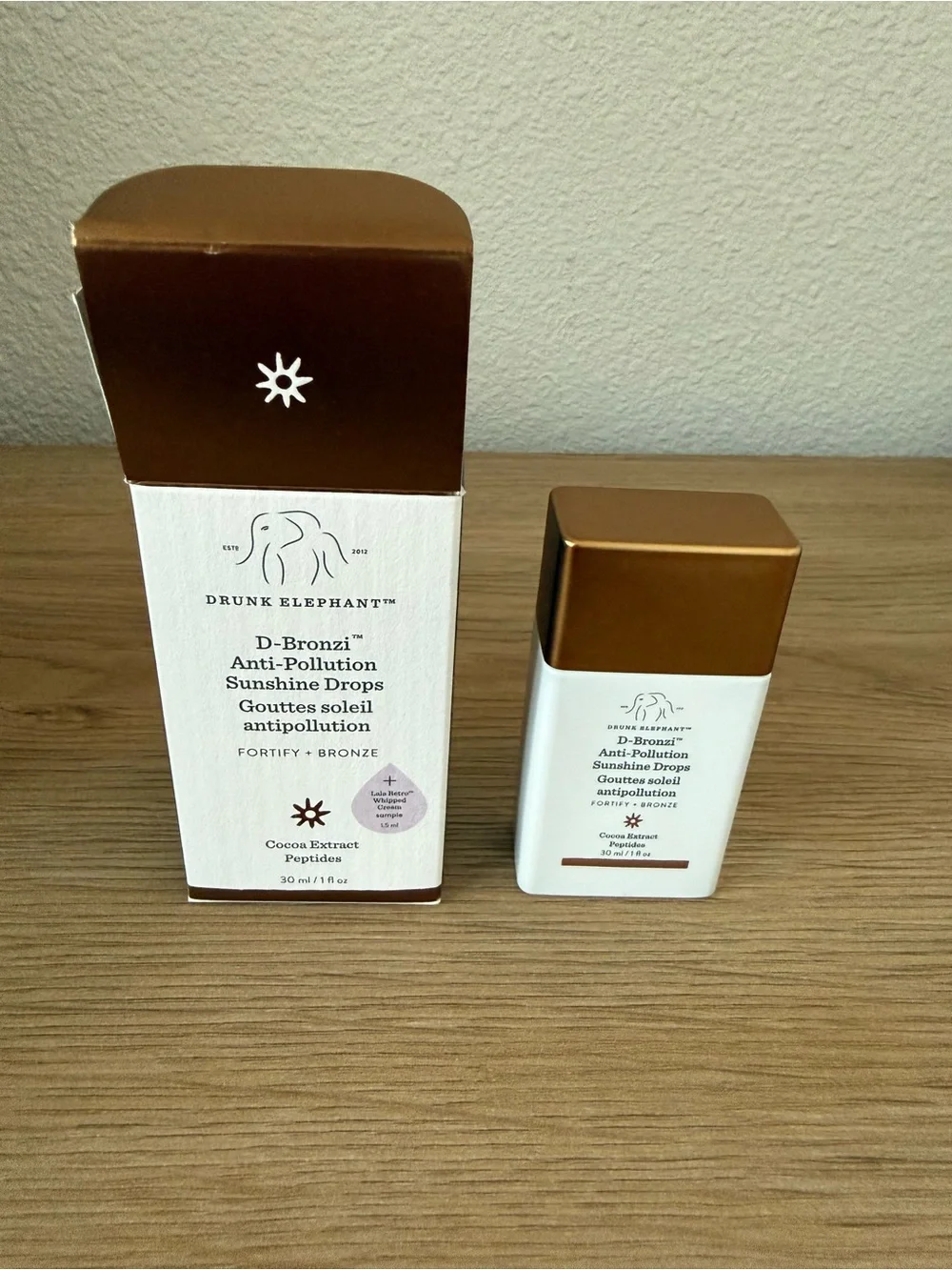 Drunk Elephant D-Bronzi Sunshine Drops Box - White and Bronze